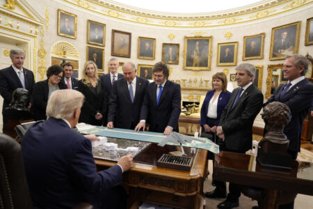 Para la Casa Rosada, "Trump no quiso decir" lo que dijo imagen-5