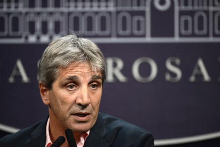 Despidos baratos y eliminación de impuestos imagen-6
