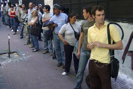 Milei prepara su ataque a los derechos laborales Milei prepara su ataque a los derechos laborales imagen-6