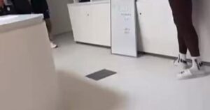 El castigo viral que impulsó el Mónaco para todos los que llegan tarde al entrenamiento El castigo viral que impulsó el Mónaco para todos los que llegan tarde al entrenamiento imagen-2