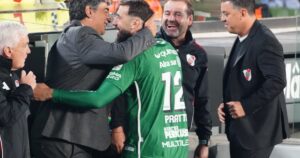 Video: la ovación a Pratto al dejar la cancha imagen-1
