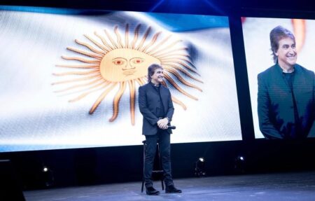 Dante Gebel hizo vibrar a su público en Posadas imagen-6