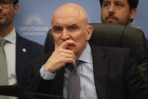 Espert no quiso contestar si Fred Machado le transfirió 200 mil dólares: “No le voy a dar el gusto a Grabois” imagen-1