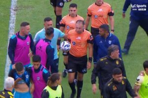 El fallo de la AFA por el partido suspendido: le dieron por perdido el partido a Gimnasia de Jujuy 3-0 El fallo de la AFA por el partido suspendido: le dieron por perdido el partido a Gimnasia de Jujuy 3-0 imagen-3