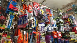 Comerciantes del rubro ferretero advierten caída en la demanda y leves aumentos antes de las elecciones Comerciantes del rubro ferretero advierten caída en la demanda y leves aumentos antes de las elecciones imagen-2