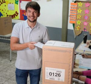 Romero Spinelli: «Cada elección es una oportunidad para elegir el futuro que queremos» Romero Spinelli: «Cada elección es una oportunidad para elegir el futuro que queremos» imagen-1