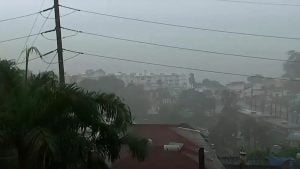 Tras los destrozos que dejó en su paso, el huracán Melissa abandonó Jamaica y se dirige a Cuba: las autoridades piden a la población resguardarse Tras los destrozos que dejó en su paso, el huracán Melissa abandonó Jamaica y se dirige a Cuba: las autoridades piden a la población resguardarse imagen-8