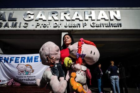 Tras condicionar la aplicación de la ley de emergencia pediátrica, el Gobierno aumentó el presupuesto destinado a hospitales Tras condicionar la aplicación de la ley de emergencia pediátrica, el Gobierno aumentó el presupuesto destinado a hospitales imagen-8