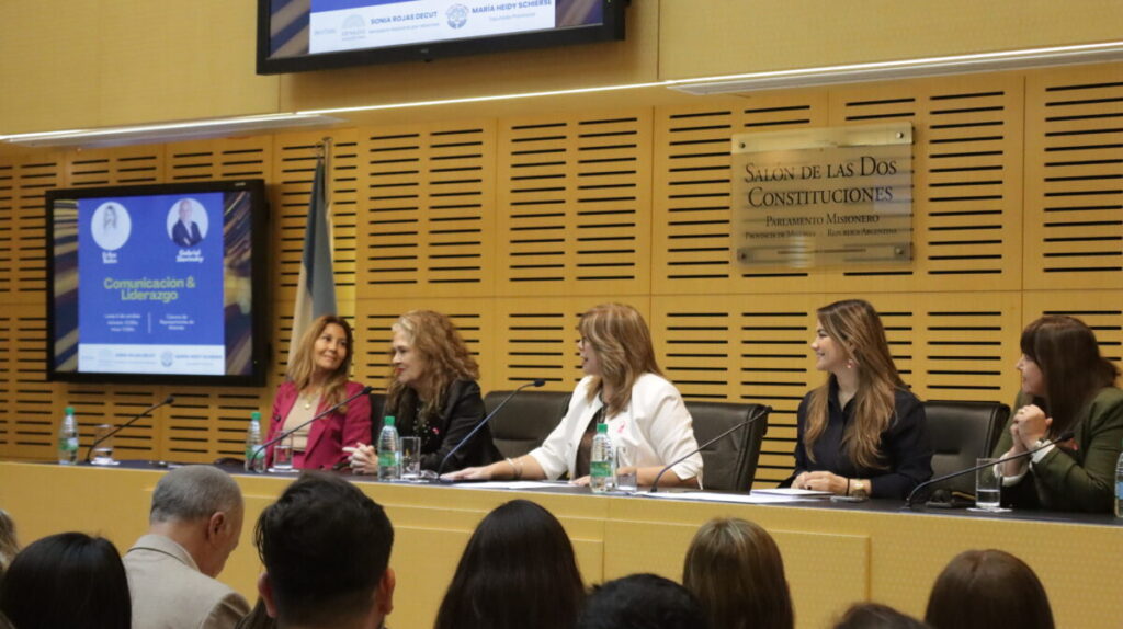 “El poder de liderar y comunicar”: espacio de fortalecimiento, construcción y desarrollo de habilidades desde la experiencia de líderes actuales imagen-5