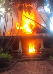 Incendio de una casa en la Avenida San Martín: no hubo víctimas imagen-1