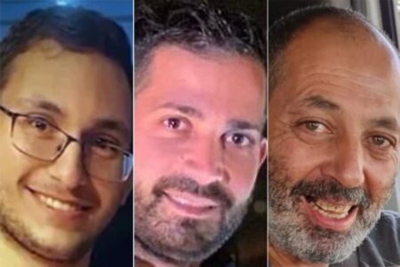 Israel denuncia que uno de los cuerpos entregados por Hamas no es de ninguno de los secuestrados imagen-9