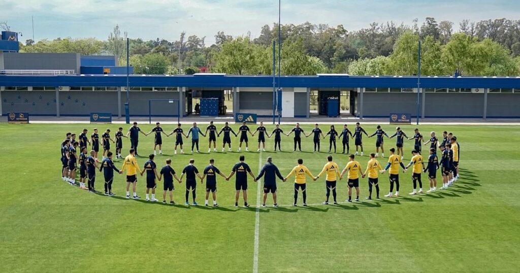 Los homenajes de Boca a Russo en la vuelta a las prácticas imagen-5