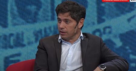 "Hay que resaltar el grado de locura que esto implica": Axel Kicillof, atónito con el acto de Milei, lanzó una ironía sobre poner a Trump en la boleta imagen-13