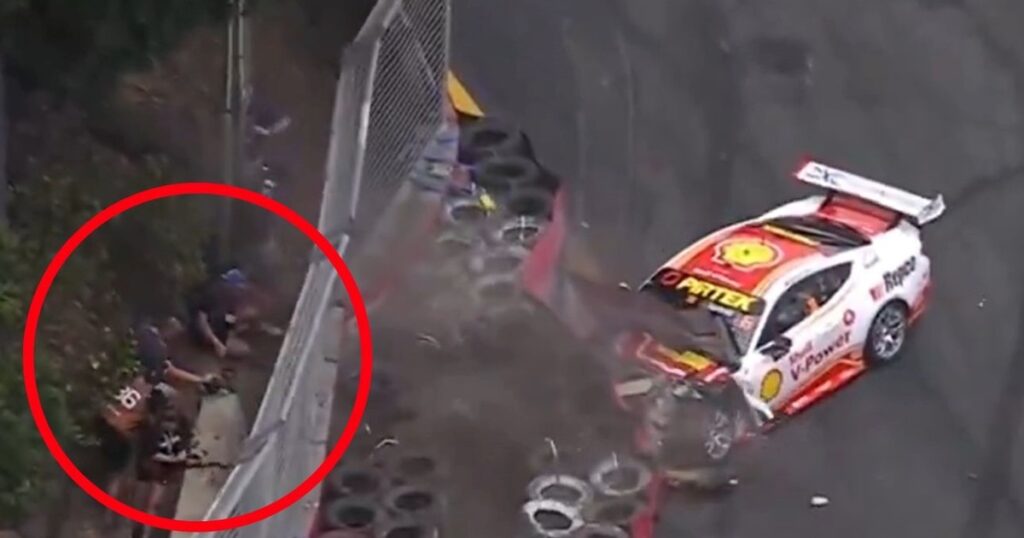 Video: choque impresionante y cuatro fotógrafos hospitalizados en Australia imagen-40