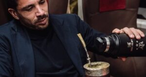 Gio Simeone: Su vida en Italia, los llamados de clubes argentinos para que vuelva y su futuro como técnico Gio Simeone: Su vida en Italia, los llamados de clubes argentinos para que vuelva y su futuro como técnico imagen-1