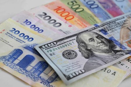 El dólar abre a $1450 y marca una suba del 3,5% imagen-6