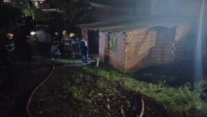 Puerto Rico: Bomberos sofocaron un principio de incendio de una vivienda imagen-1
