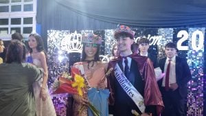 Posadas | En una noche cargada de emoción, se eligieron a los nuevos soberanos departamentales de la Estudiantina 2025 imagen-17