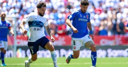 Antes de la revancha con Lanús, U. de Chile perdió el clásico contra La Católica Antes de la revancha con Lanús, U. de Chile perdió el clásico contra La Católica imagen-11