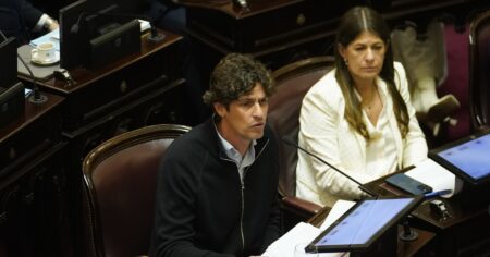 La oposición no se atrevió a la moción de censura contra Guillermo Francos pero le envió una primera advertencia imagen-6
