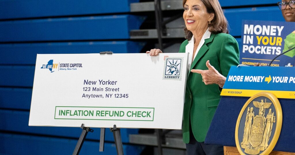 El cheque de reembolso por inflación en Nueva York: quiénes pueden recibirlo y cuál es la advertencia que hizo Kathy Hochul imagen-4