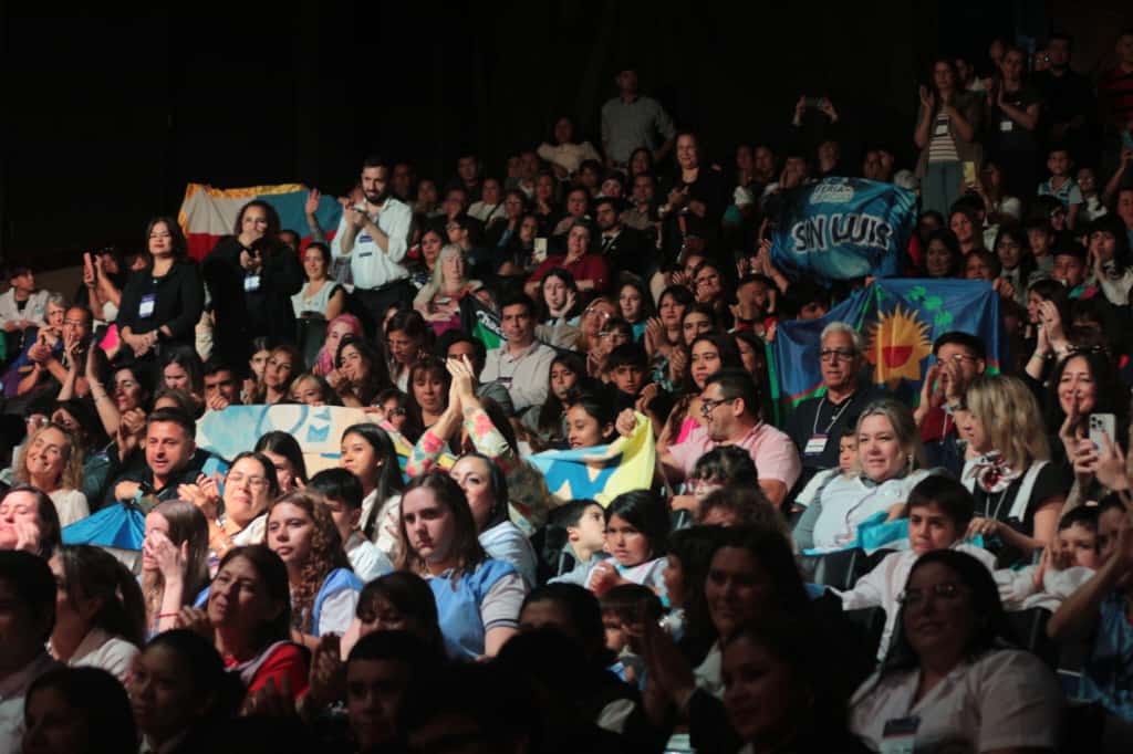 Con la participación de más de mil estudiantes y docentes de 22 provincias argentinas, finalizó el eje Matemática de la Feria Nacional de Ciencias imagen-5