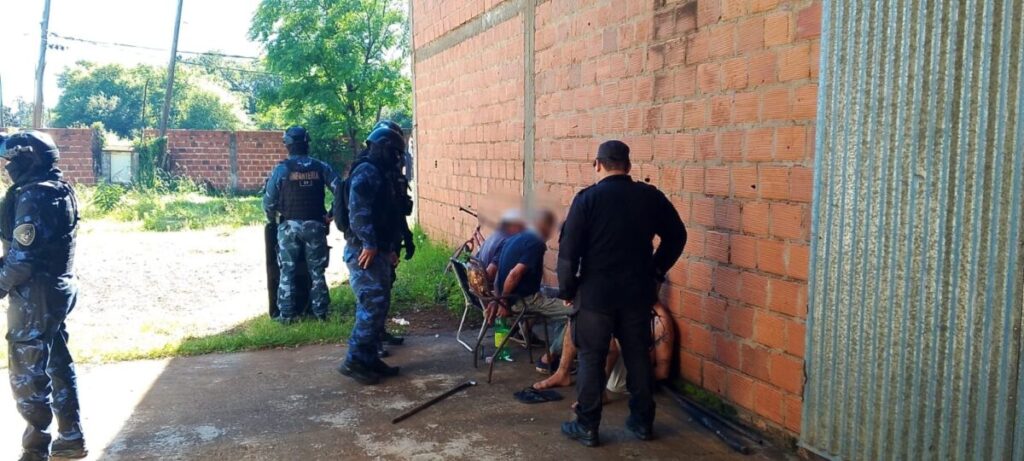 Cinco detenidos y una niña rescatada durante un operativo por grooming en Garupá y Posadas imagen-5