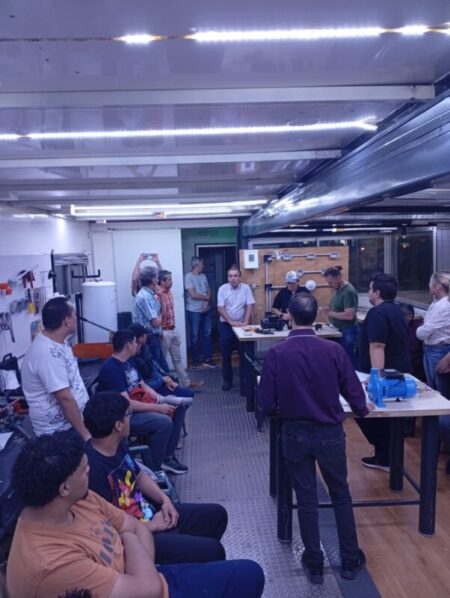 El INET destaca el éxito y compromiso de las Aulas Talleres Móviles imagen-9