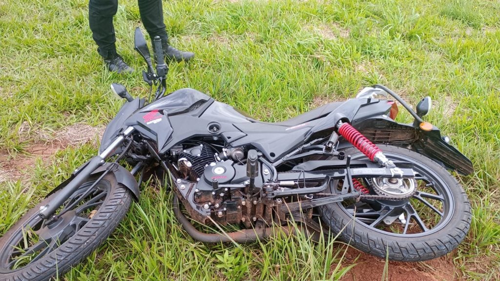 Despiste en la rotonda del bypass Posadas–Garupá: una mujer fue hospitalizada Despiste en la rotonda del bypass Posadas–Garupá: una mujer fue hospitalizada imagen-69