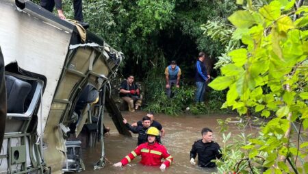 Ascienden a 9 las víctimas fatales en la tragedia de Campo Viera Ascienden a 9 las víctimas fatales en la tragedia de Campo Viera imagen-7
