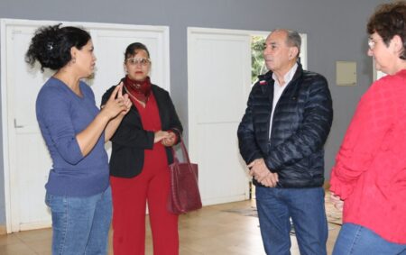 El intendente Stelatto acompañó la entrega del final de obra de la Plaza Rosa Galeano El intendente Stelatto acompañó la entrega del final de obra de la Plaza Rosa Galeano imagen-6