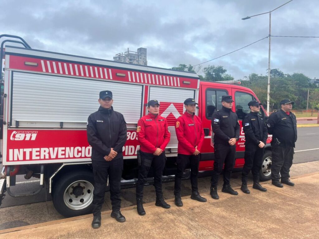 Dispositivo integral de seguridad: Show de Scolas Estudiantina 2025 en Posadas Dispositivo integral de seguridad: Show de Scolas Estudiantina 2025 en Posadas imagen-5