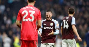 El Aston Villa del Dibu Martínez y Emi Buendía recibe al Manchester City por la Premier El Aston Villa del Dibu Martínez y Emi Buendía recibe al Manchester City por la Premier imagen-2