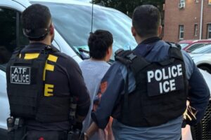 A 800 kilómetros de su familia: qué se sabe del niño de 13 años arrestado por el ICE en Massachusetts imagen-3