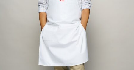 El multicampeón que ahora se reinventa en Masterchef: «El fútbol me enseñó a mantener la calma en la cocina» El multicampeón que ahora se reinventa en Masterchef: "El fútbol me enseñó a mantener la calma en la cocina" imagen-7