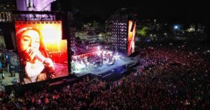 Nicki Nicole batió todos los récords al juntar más de 250 personas en un show de regreso a su Rosario natal imagen-1