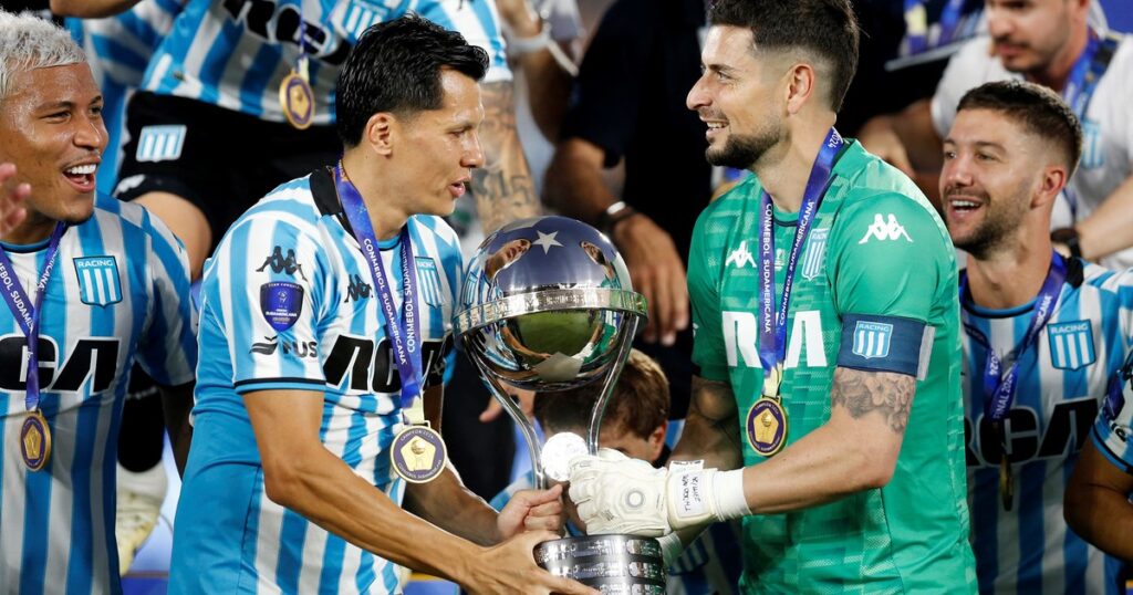 Sigali, ex capitán de Racing, con Olé: «La energía del equipo te lleva puesto, será difícil para Flamengo» Sigali, ex capitán de Racing, con Olé: "La energía del equipo te lleva puesto, será difícil para Flamengo" imagen-5