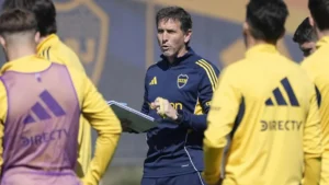 La reconfiguración del cuerpo técnico de Boca tras el fallecimiento de Russo - TyC Sports imagen-1