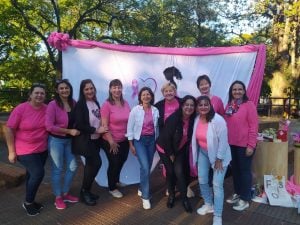 Alem despide el Octubre Rosa con un encuentro de concientización y diálogo entre madres e hijas imagen-1