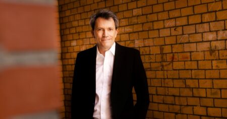 Thomas Meyer, biógrafo de Hannah Arendt: “La ausencia de pensamiento es la forma más peligrosa del mal” imagen-15