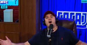 La reacción en vivo del Gordo Dan al conocer el triunfo de La Libertad Avanza: insultos, furia anti K y un duro comentario sobre Carrió La reacción en vivo del Gordo Dan al conocer el triunfo de La Libertad Avanza: insultos, furia anti K y un duro comentario sobre Carrió imagen-2