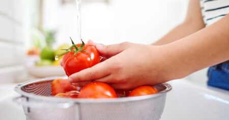 Cómo preparar el jugo de tomate: por qué recomiendan hacerlo y para qué sirve Cómo preparar el jugo de tomate: por qué recomiendan hacerlo y para qué sirve imagen-17