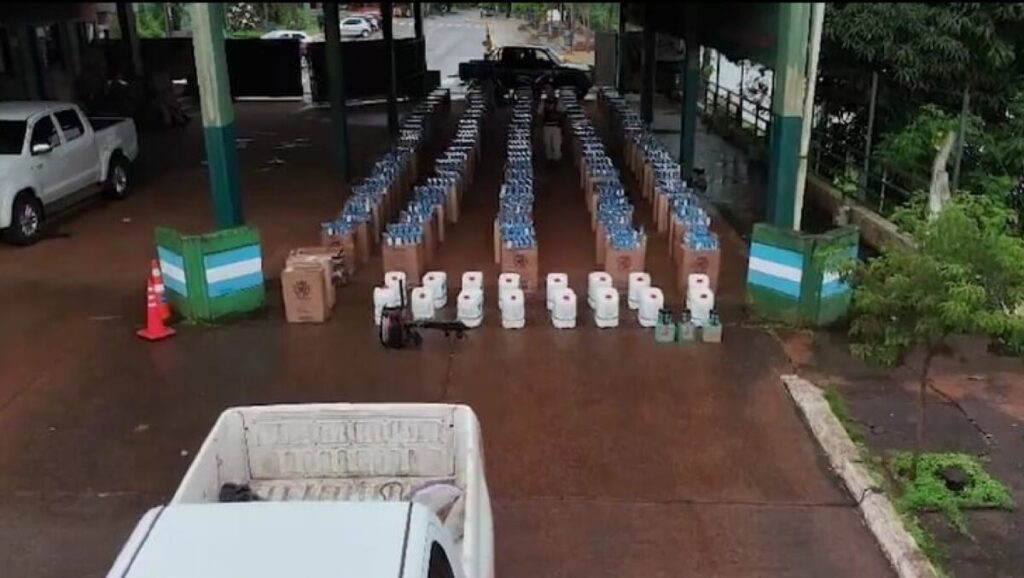 El Soberbio: Prefectura secuestró un cargamento de contrabando valuado en $134 millones imagen-4