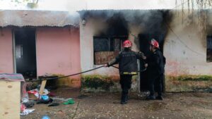 Se durmió con el cigarrillo encendido y prendió fuego la vivienda imagen-1