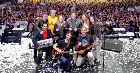 Quién es quién en La Banda Presidencial: diputados y la voz que hizo los coros en el show de Javier Milei imagen-14