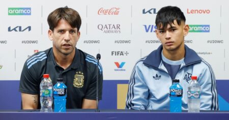 Placente, antes de la final con Marruecos: del "transmitir lo que sentíamos cuando éramos chicos" a la "bajada de línea" respecto a los festejos imagen-8