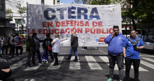 Paro docente: CTERA convocó a una huelga y movilización para el 14 de octubre en reclamo por mejores salarios imagen-4