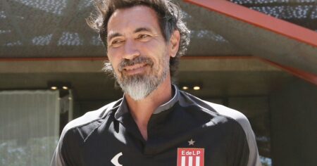 Domínguez perfila el equipo para enfrentar a Boca Domínguez perfila el equipo para enfrentar a Boca imagen-21