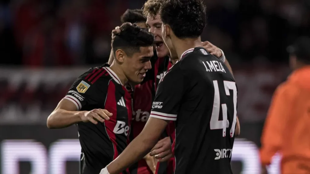 Sorpresa: el juvenil al que apostaría Gallardo ante Independiente Rivadavia - TyC Sports imagen-5