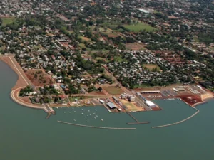 La Provincia intimó a la EBY a cumplir con la normativa que transfiere terrenos costeros a Misiones imagen-2
